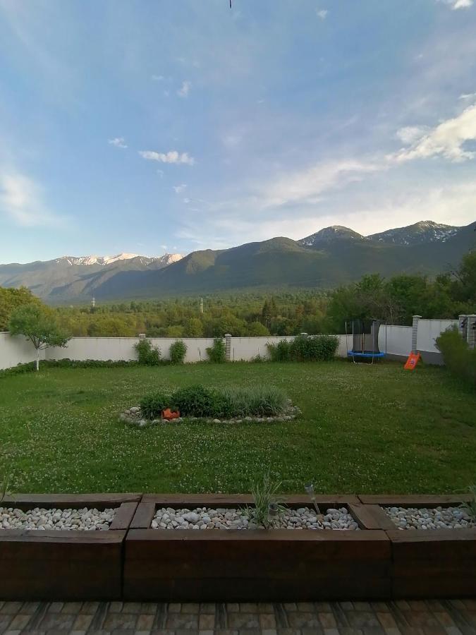 Къща За Гости Радост Guest House Radost Razlog Exteriör bild